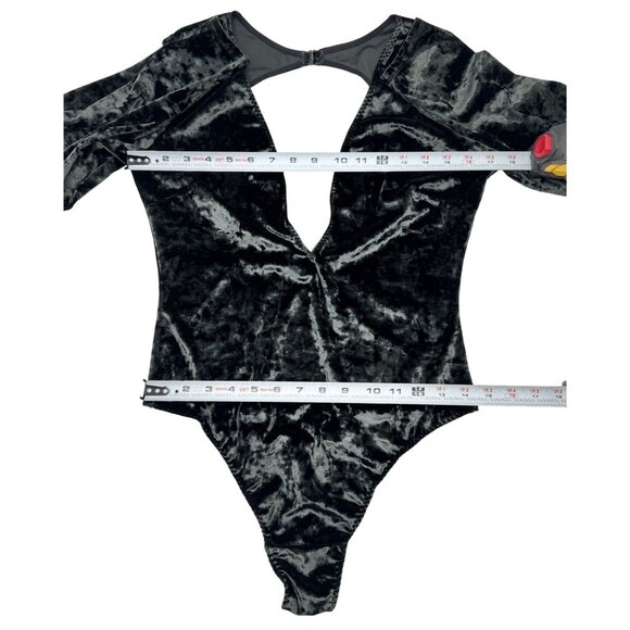 NEW Victorias Secret Size S Green Velvet Bodysuit With Keyhole Back thong snap - Picture 7 of 10